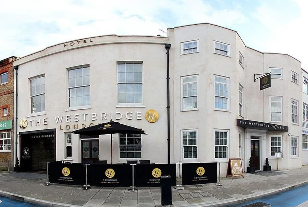 The Westbridge Hotel - 335-337 High Street, Londra