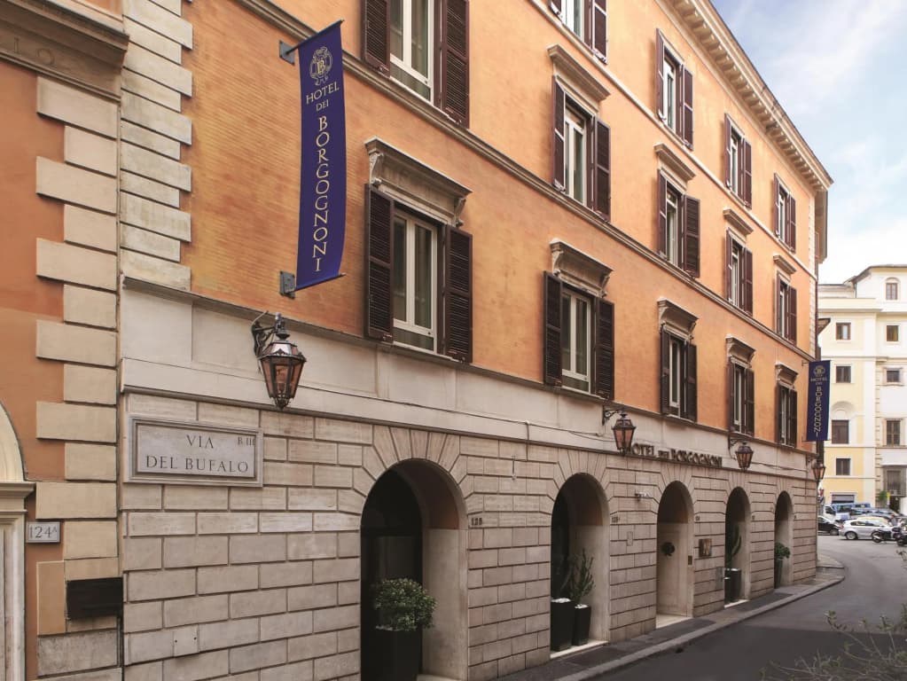 Dei Borgognoni Hotel - Via Del Bufalo 126, Roma