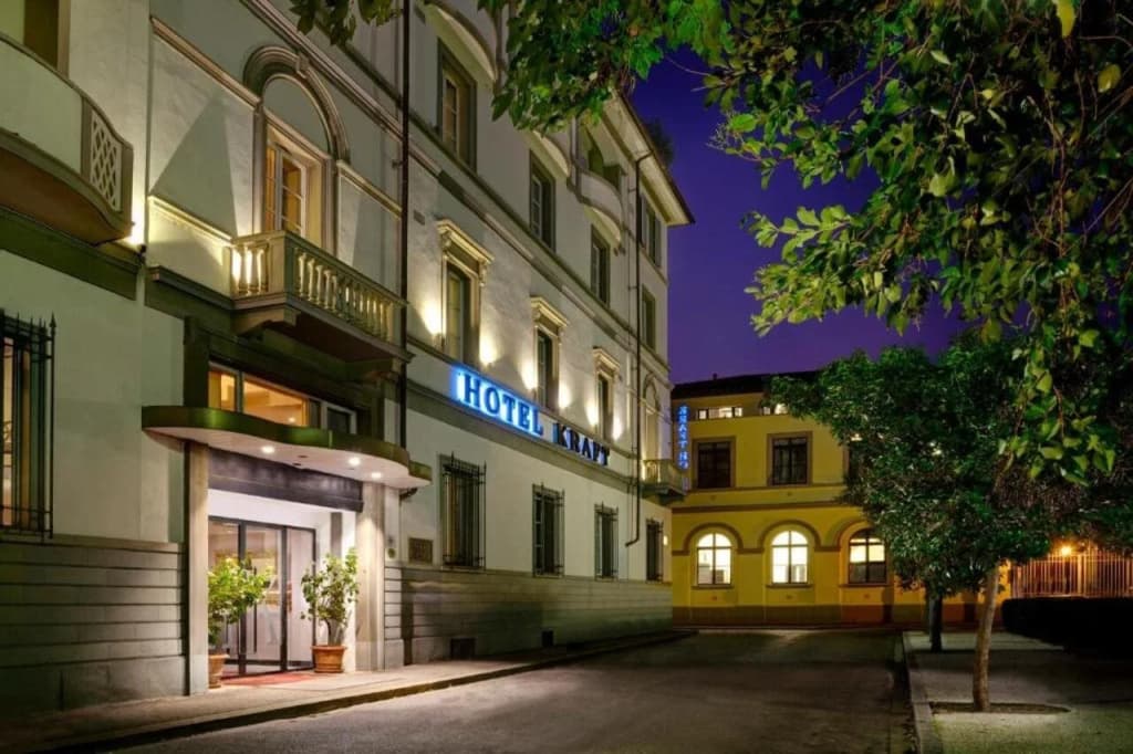 Hotel Kraft - Via Solferino 2, Firenze