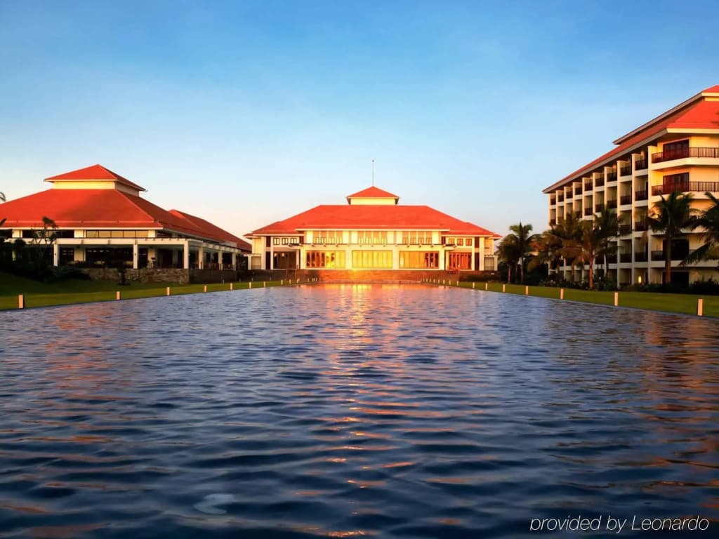 Pullman Danang Beach Resort - 101 Vo Nguyen Giap Street, Da Nang
