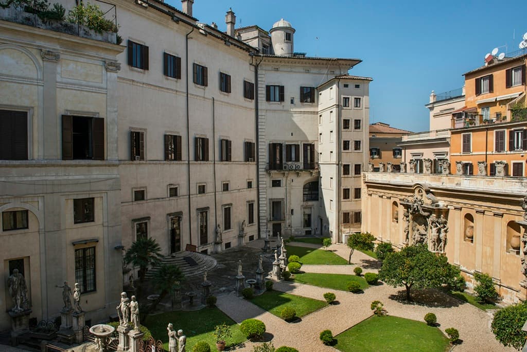 Hotel Vilòn - Via Dell' Arancio 69, Roma