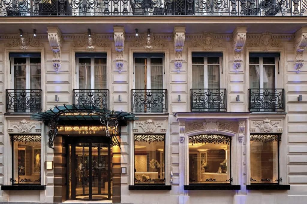 La Demeure Montaigne - 18 Rue Clément Marot, Parigi