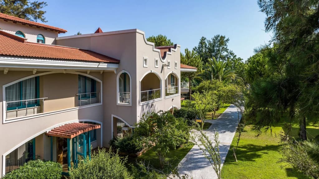 Sirene Belek Hotel - Turizm merkezi Yeni Mah. Üçkum tepesi caddesi No.18, Kadriye