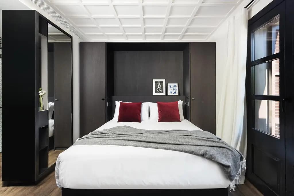 Yurbban Ramblas Boutique Hotel - Las Ramblas 129, Barcellona
