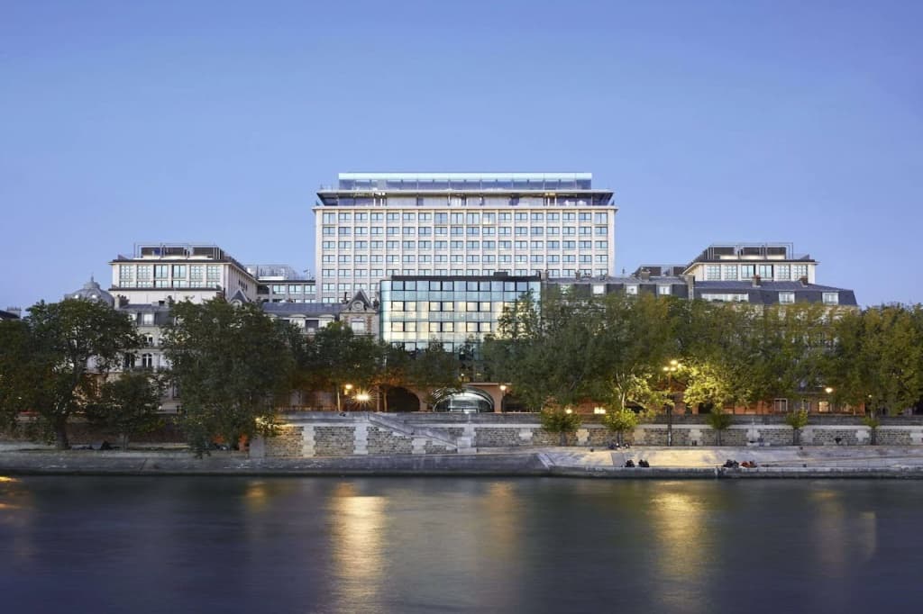 SO/ Paris Hotel - Rue Agrippa d'Aubigné 10, Parigi
