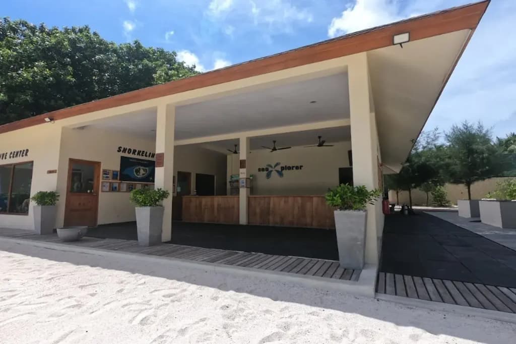 Reethi Faru Resort – Stay 5 Nights or More and Enjoy a Free Sunset Cruise - Filaidhoo island