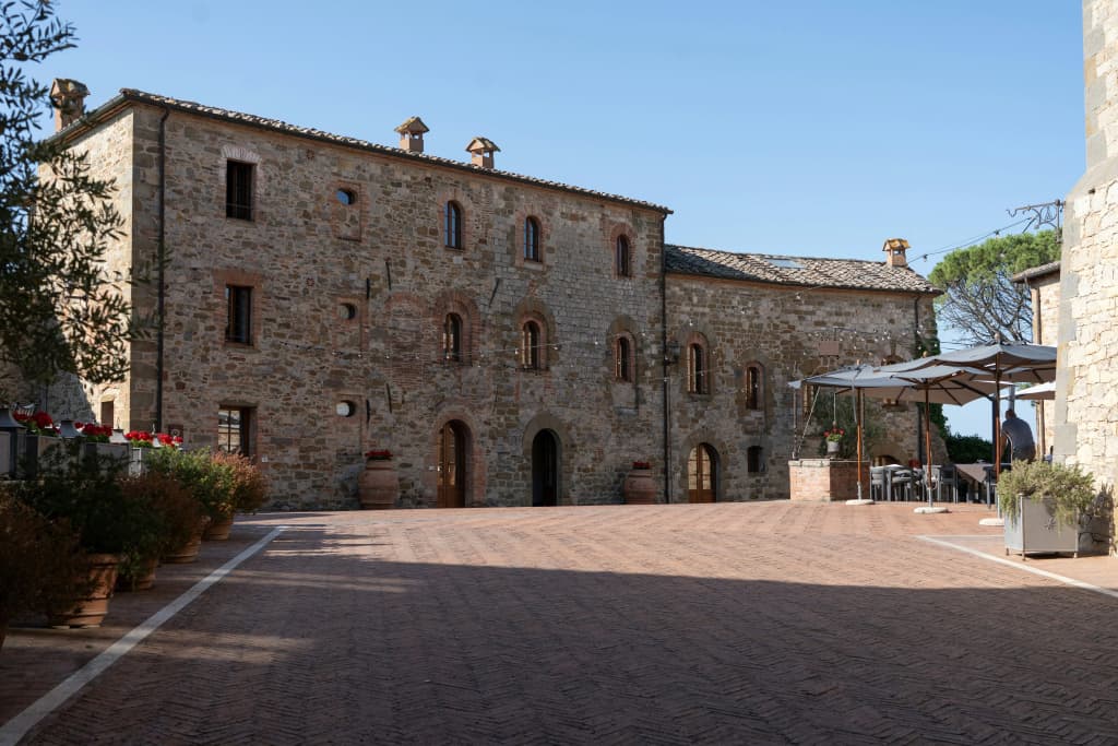 Castel Monastero - The Leading Hotels of the World - Loc. Monastero D'Ombrone, 19, Castelnuovo Berardenga