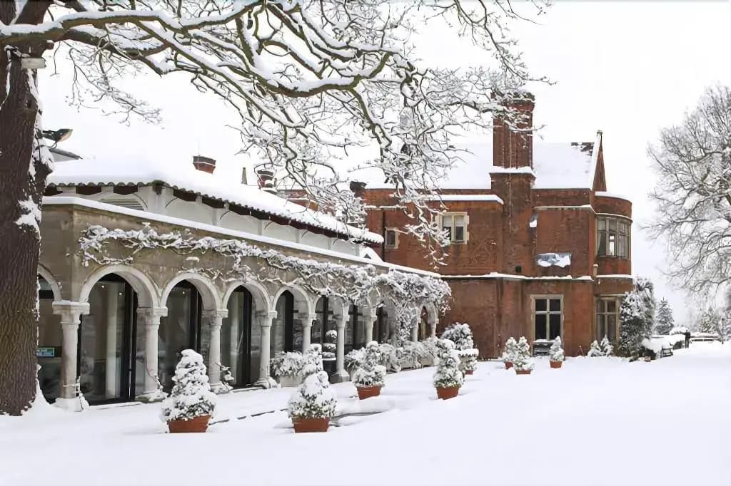 Warren House - Warren Road, Londra