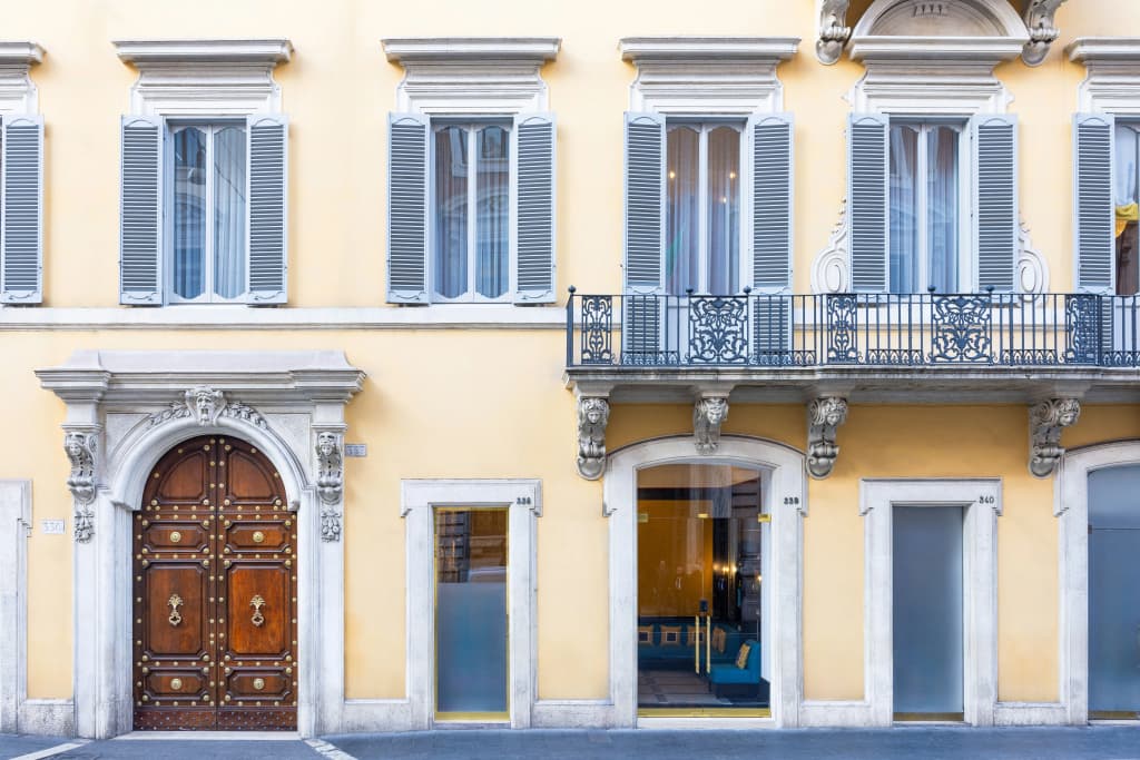 Palazzo Roma - The Leading Hotels of the World - Via del Corso 337, Roma