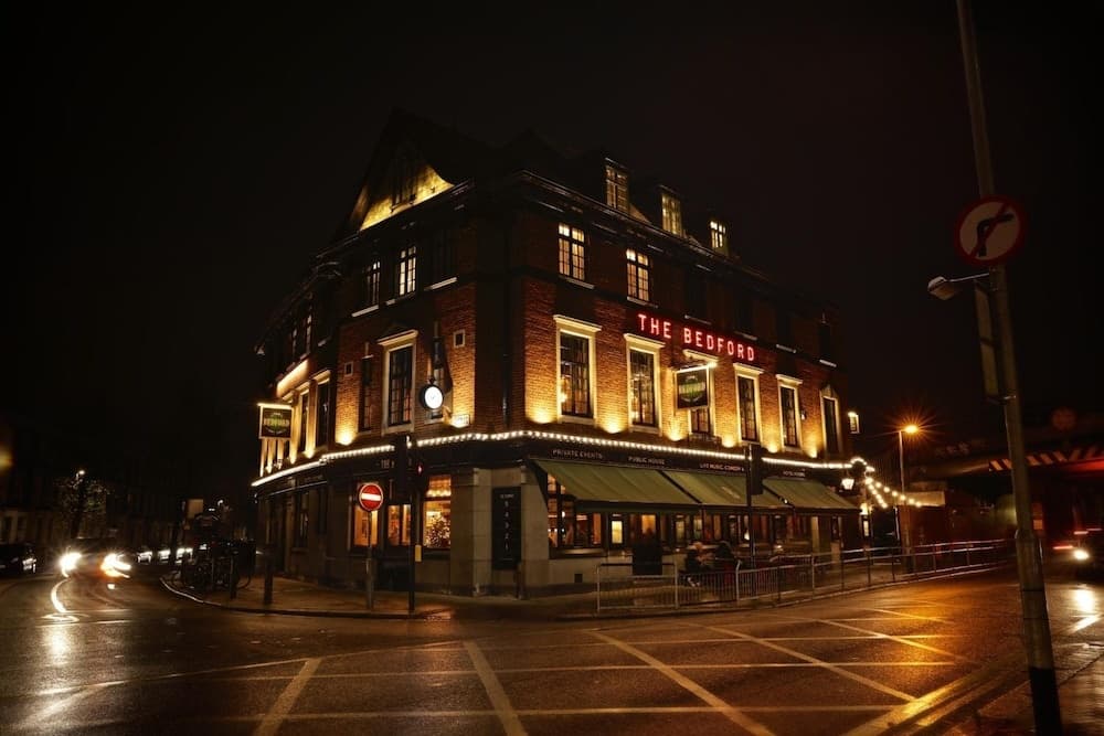 The Bedford Balham - 77 Bedford Hill, Londra