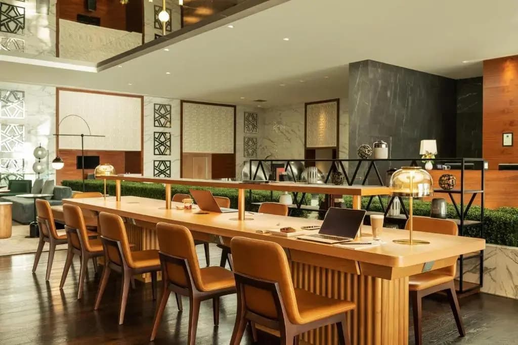 Sheraton Grand Hotel, Dubai - 3 Sheikh Zayed Road, Dubai