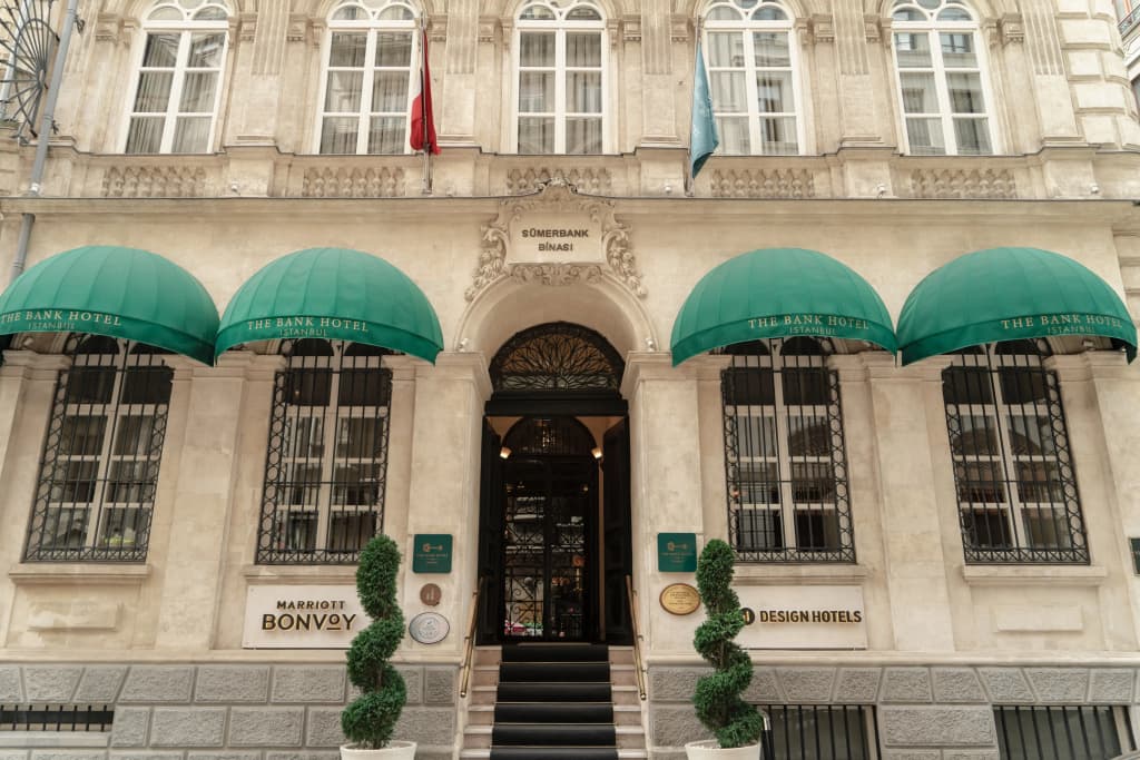 The Bank Hotel Istanbul, a Member of Design Hotels - Bankalar Cd. 5, Istanbul