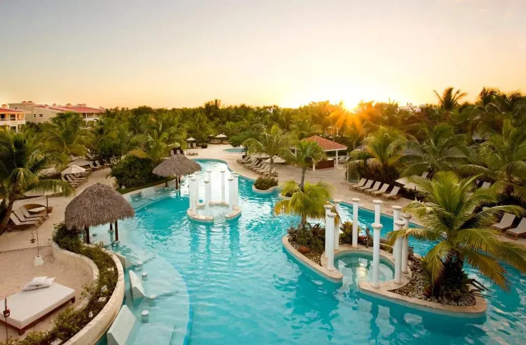 Melia Caribe Beach Resort - All Inclusive - Avenida Alemania, Bavaro, Punta Cana