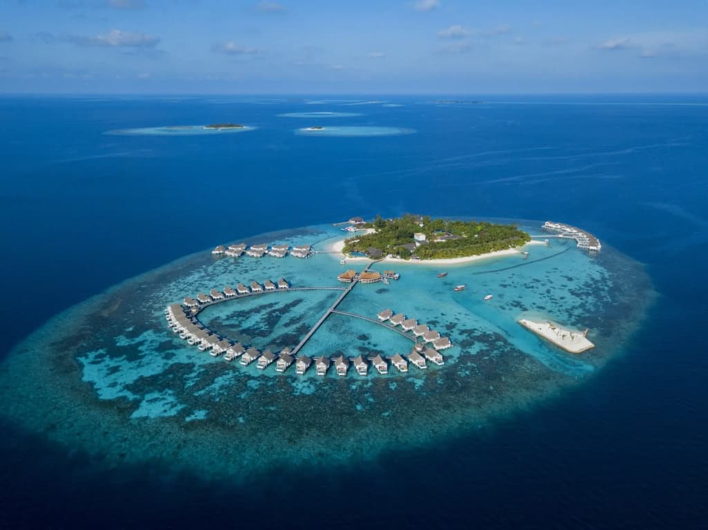 Machchafushi Island Resort & Spa Maldives, The Centara Collection - Centara Grand Island, Machchafushi