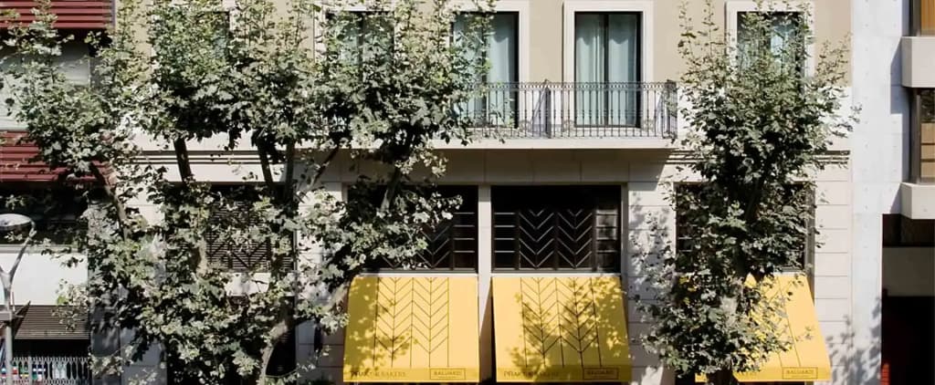 Hotel Praktik Vinoteca - Carrer de Balmes, 51, Barcellona