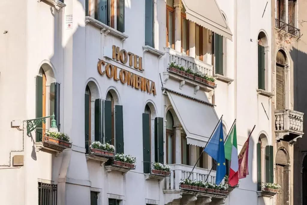 Colombina Hotel - Castello, Calle Del Remedio 4416, Venezia