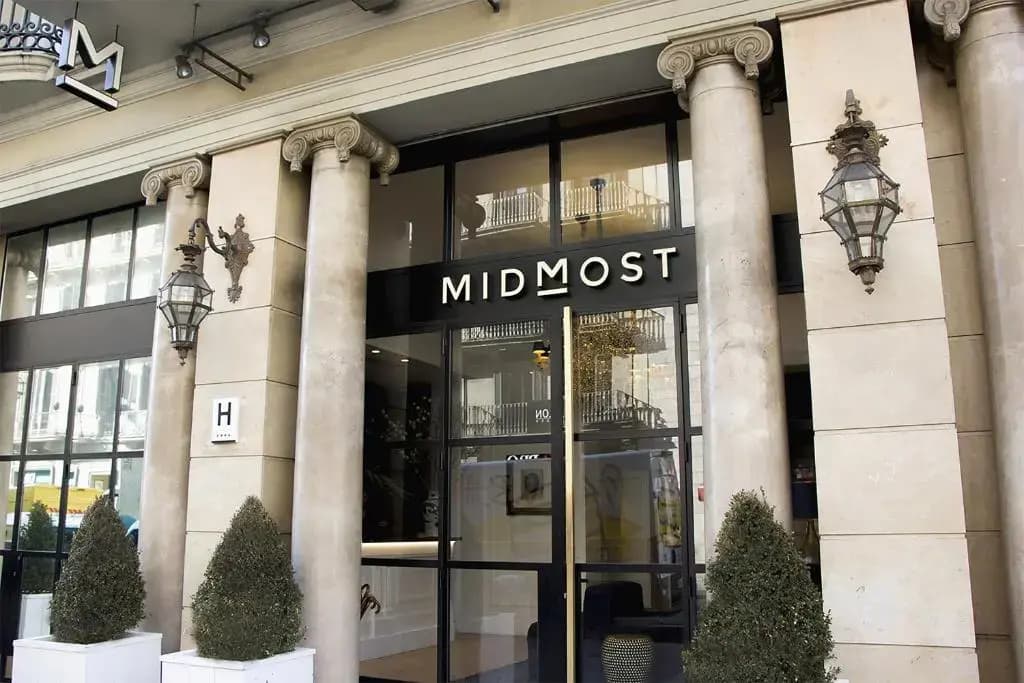 Hotel Midmost by Majestic Hotel Group - Carrer Pelai 14, Barcellona