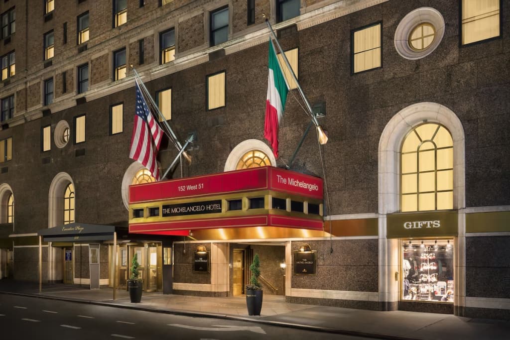 The Michelangelo New York - 152 W 51st St, New York