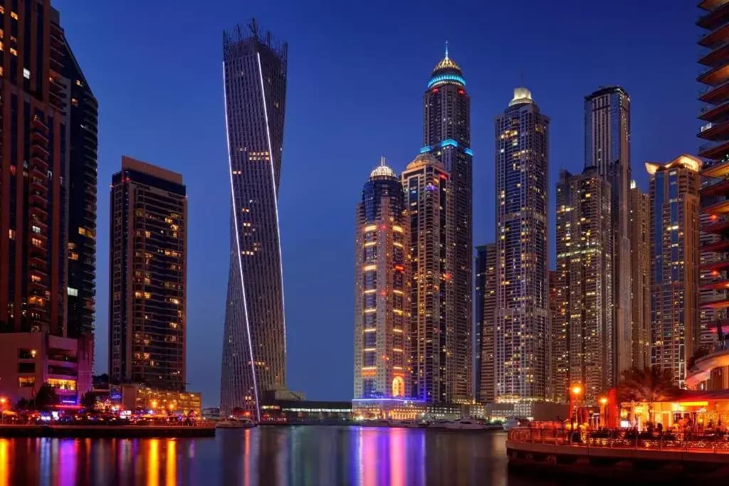 Dubai Marriott Harbour Hotel & Suites - King Salman Bin Abdulaziz Al Saud St, Dubai