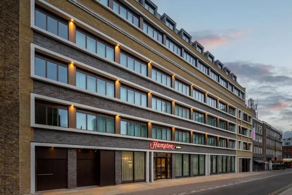 Hampton by Hilton London City - 12-20 Osborn Street, Londra