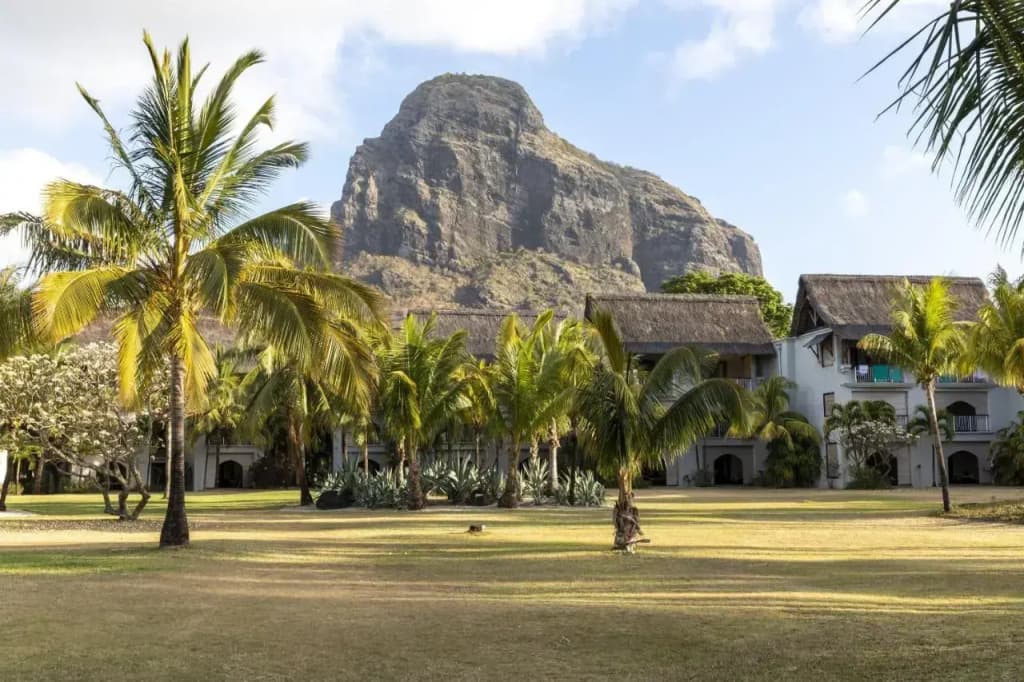 Paradis Beachcomber Golf Resort & Spa - Le Morne Peninsula, Le Morne