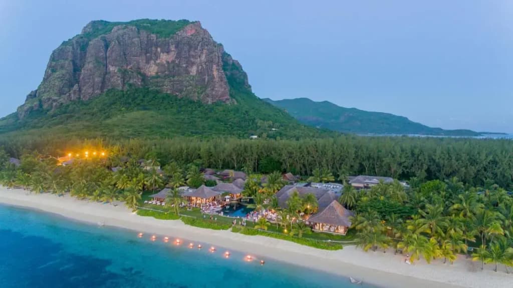 LUX* Le Morne - Coastal Road, Le Morne