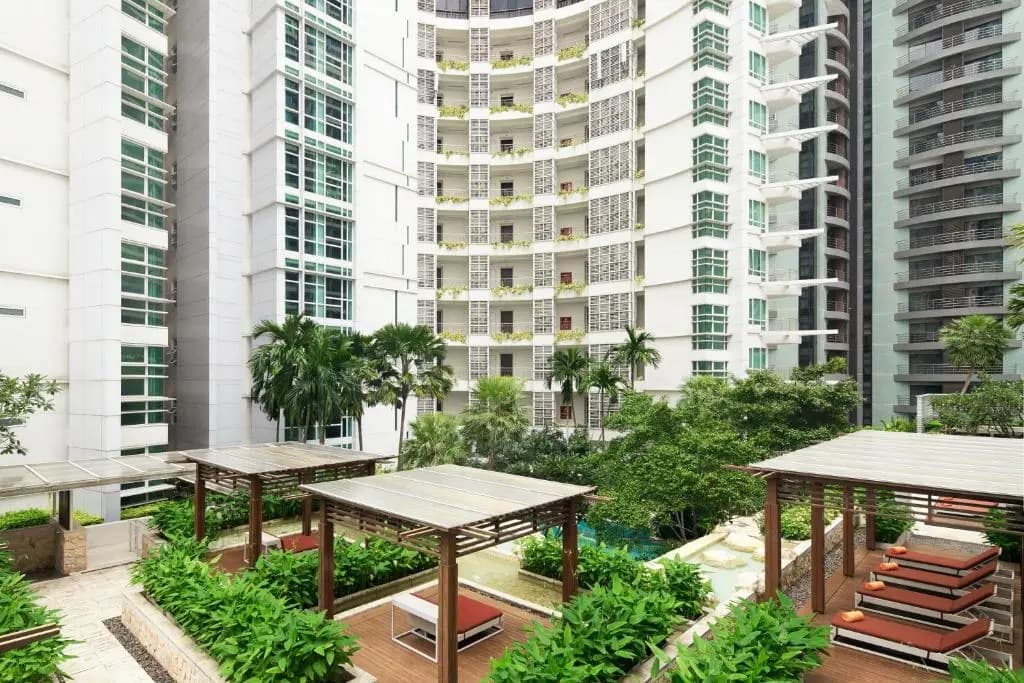 Dusit Suites Hotel Ratchadamri, Bangkok - 3 Soi Mahardlekluang 3 Rajdamri Road, Bangkok