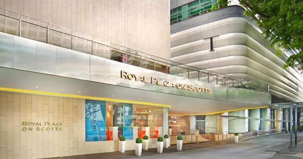 Royal Plaza on Scotts Hotel - 25 Scotts Road , Singapore