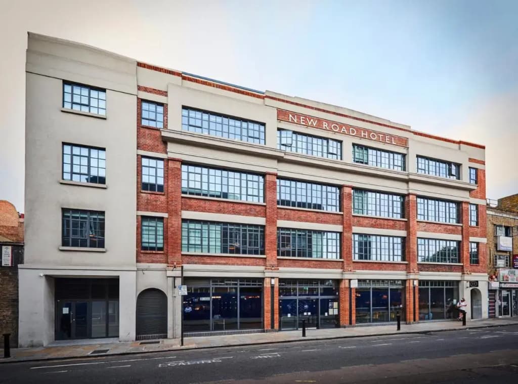 New Road Hotel - 103-107 New Rd, Whitechapel, Londra