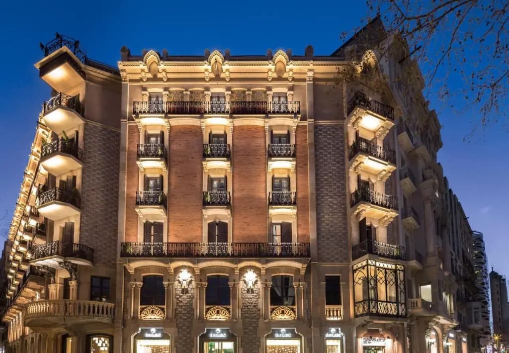 Monument Hotel - Passeig de Gràcia 75, Barcellona