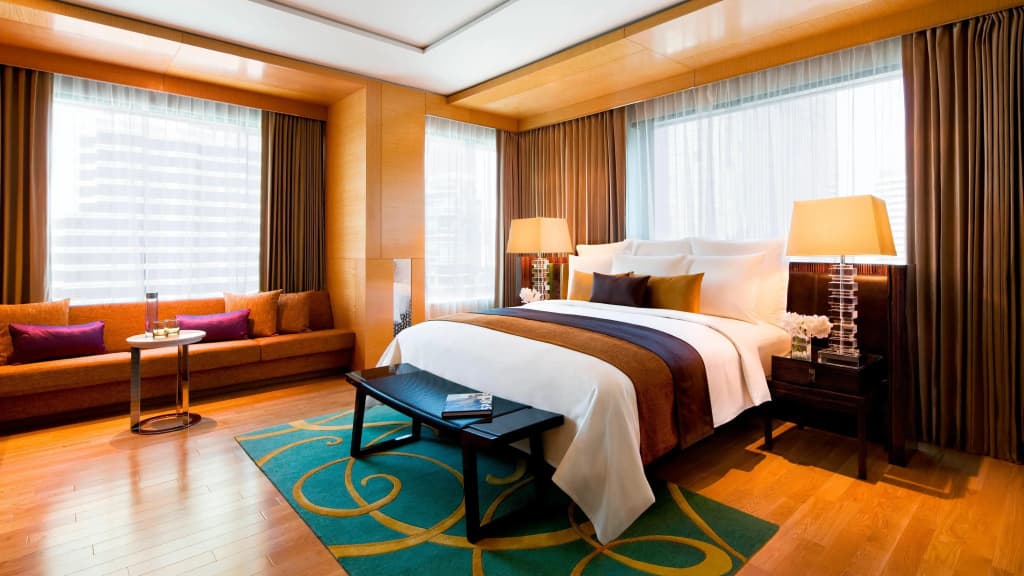 Renaissance Bangkok Ratchaprasong Hotel by Marriott - 518/8 Ploenchit Road, Bangkok