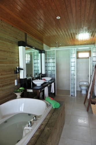 Komandoo Maldives Island Resort - foto 6