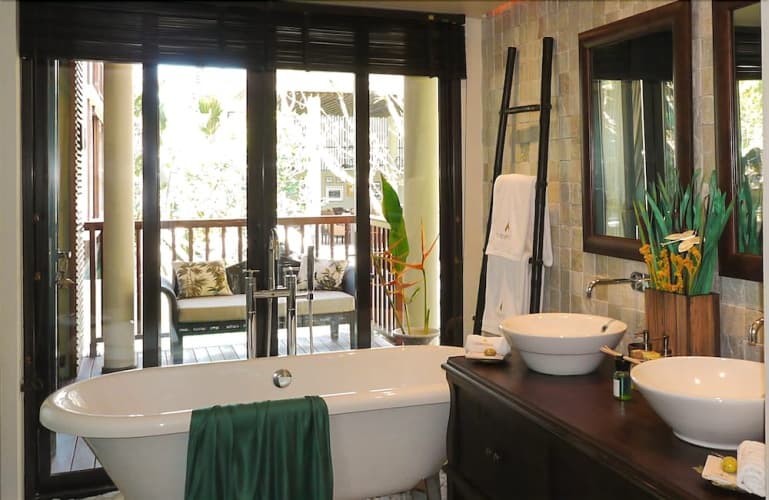 Dhevatara Beach Hotel - foto 3