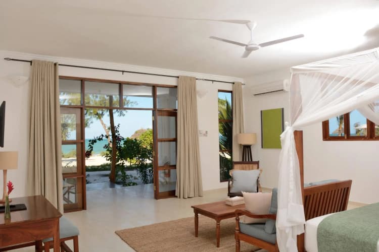 Kisiwa on the Beach - foto 6