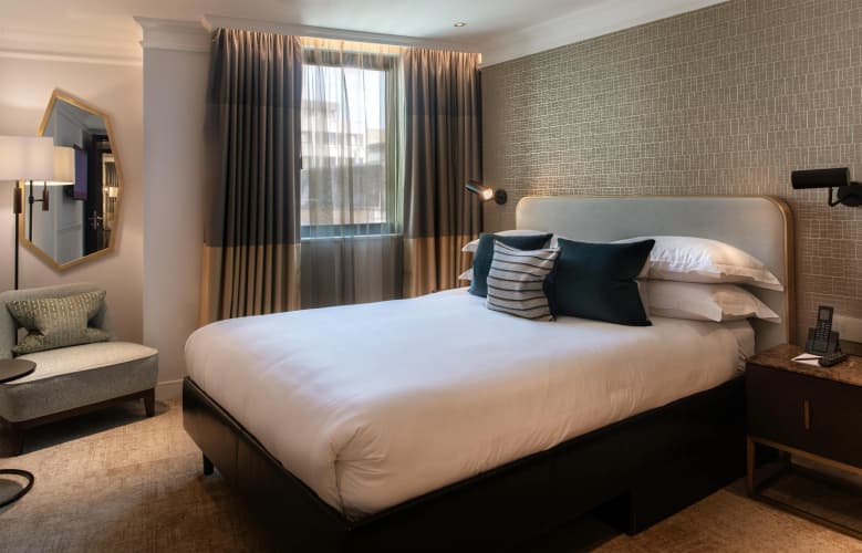 The Guardsman Hotel and Residences - foto 2