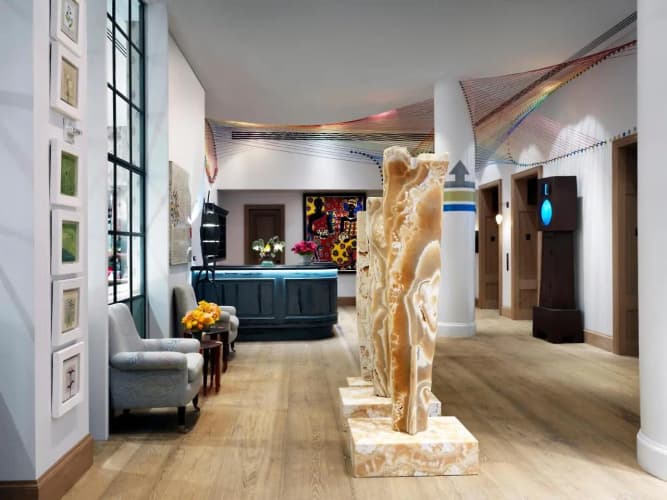 The Whitby Hotel - foto 1