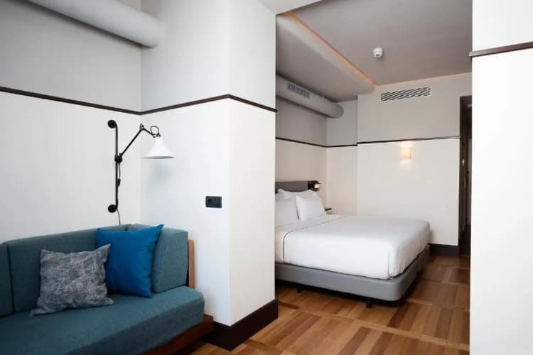 Hotel Praktik Èssens - foto 3