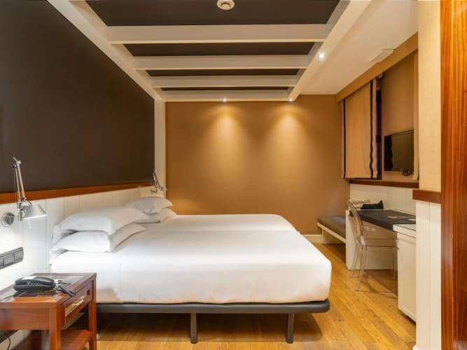 U232 Hotel - foto 1