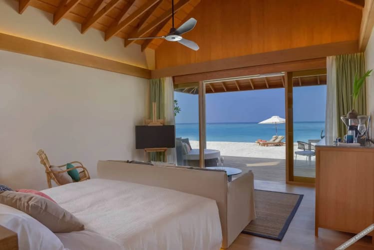 Emerald Faarufushi Resort & Spa - foto 6