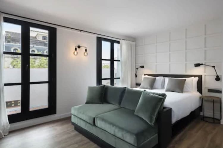 Yurbban Ramblas Boutique Hotel - foto 6