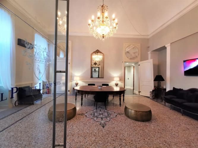 Royal Palace Luxury Suites & Hotel - foto 2