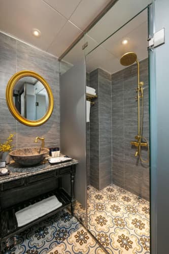 Shining Central Hotel and Spa - foto 6