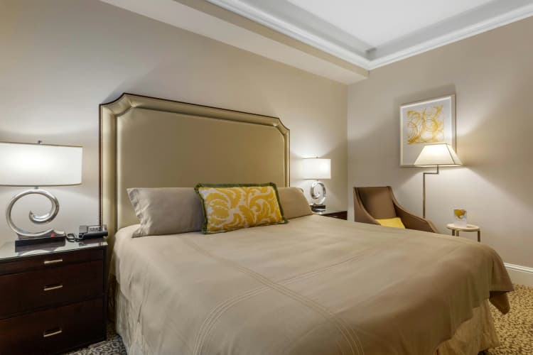 Omni Berkshire Place - foto 2