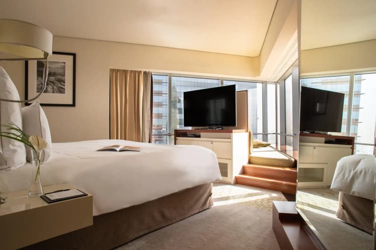 Jumeirah Emirates Towers Dubai - foto 4