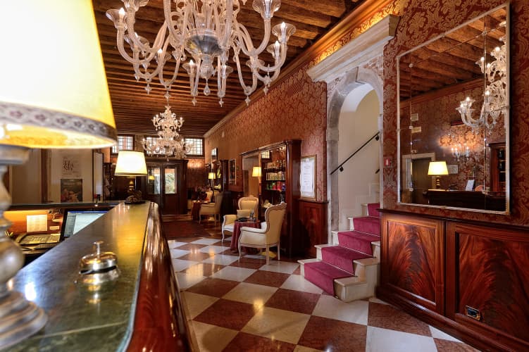 Duodo Palace Hotel - foto 1
