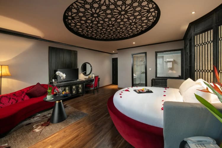 Shining Central Hotel and Spa - foto 2