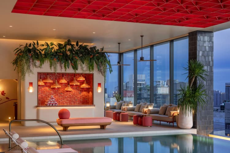 KROMO Bangkok, Curio Collection by Hilton - foto 1