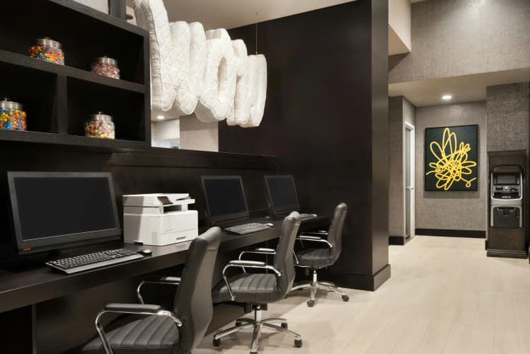 Embassy Suites by Hilton New York Manhattan Times Square - foto 3