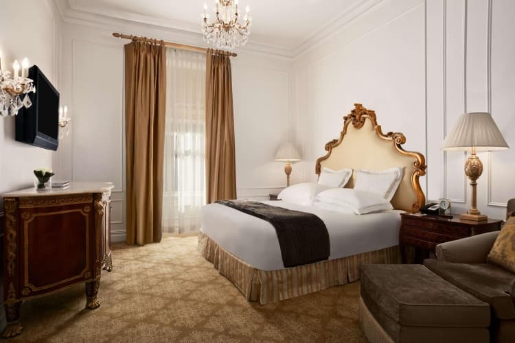 The Plaza Hotel - foto 2