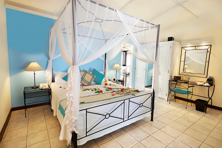 Kuredu Island Resort & Spa - foto 1